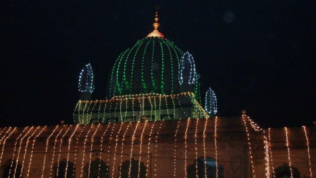 Pakistan Azrat 75 Pakistani pilgrims participate in Urs of Hazrat Mujadid Alf Sani in ...