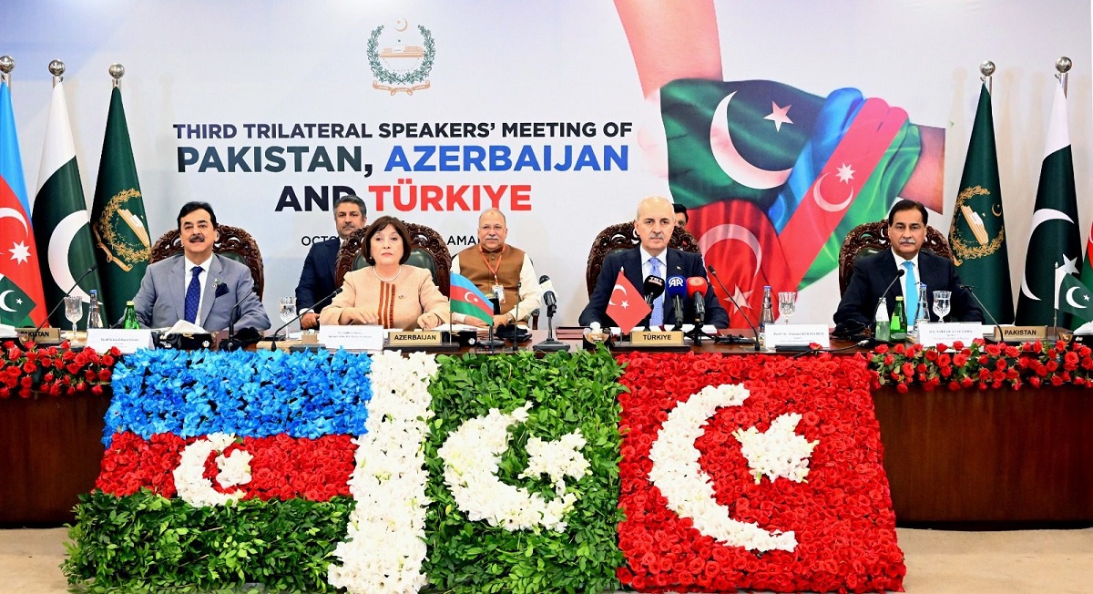Speakers from Pakistan, Türkiye, and Azerbaijan at the Trilateral Speakers’ Conference 2025 in Islamabad — reaffirming commitment to regional peace, defense cooperation, and parliamentary unity.